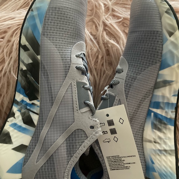 Reebok Flashfilm 3.0 Cross Trainer, True Grey/white/Horizon Blue, Size 5.5. New - Picture 6 of 11